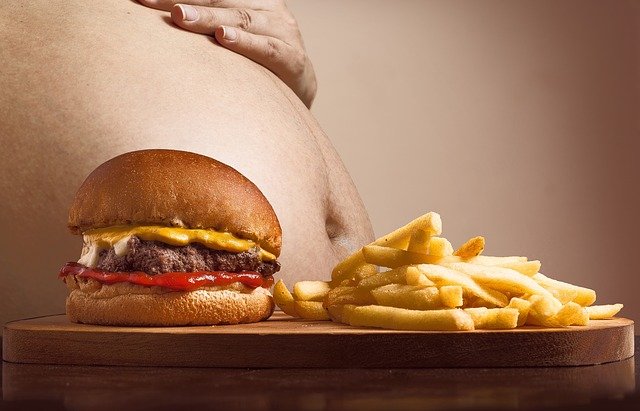 5 Kebiasaan ini Bisa Menghindari Ancaman Obesitas, Salah Satunya Cukup Asupan Air