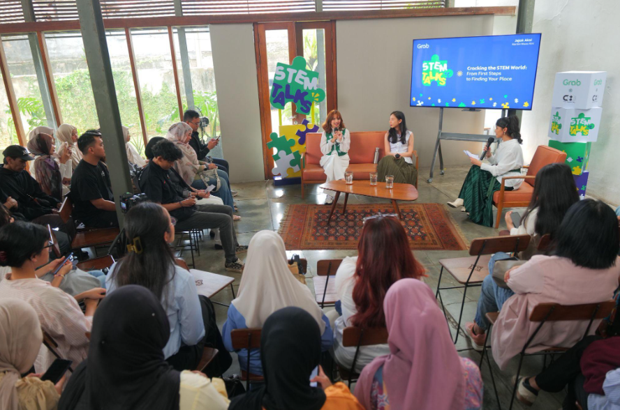 Keuntungan Kuliah Jurusan STEM Terungkap di STEM Talks, Prospek Karier Cerah hingga Gaji Tinggi