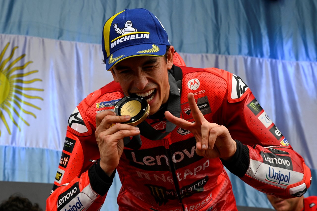 MotoGP Argentina 2025: Marc Marquez Tak Terbendung! Menang di Sprint Race, Waspadai Alex