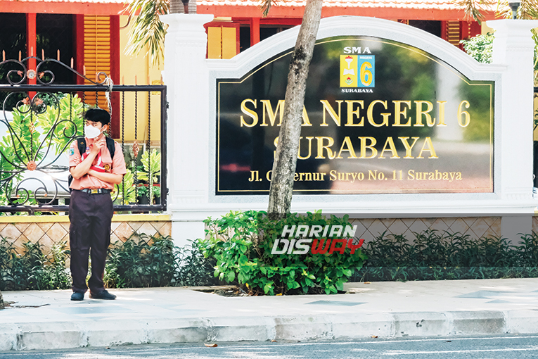 Ribuan Berkas PPDB  SMA di Jatim Harus Diunggah Ulang