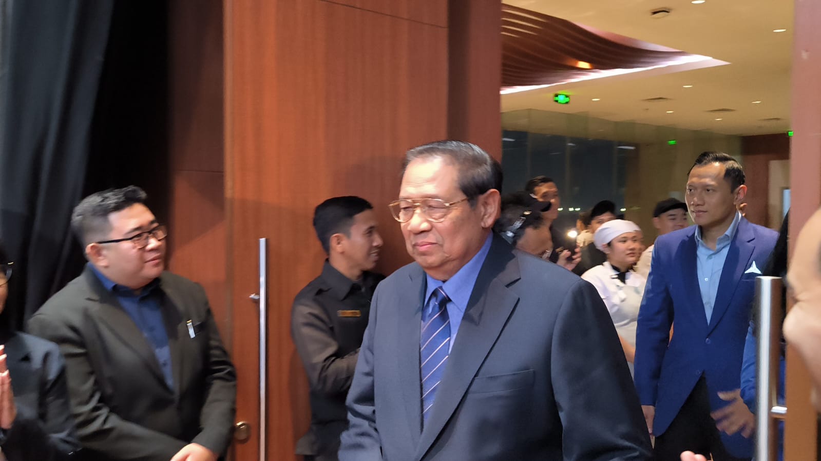Banyak APK Caleg Rusak, SBY: Pengawas Pemilu dan Juga Aparat Penegak Hukum Harus Bisa Melindungi dan Mengamankan