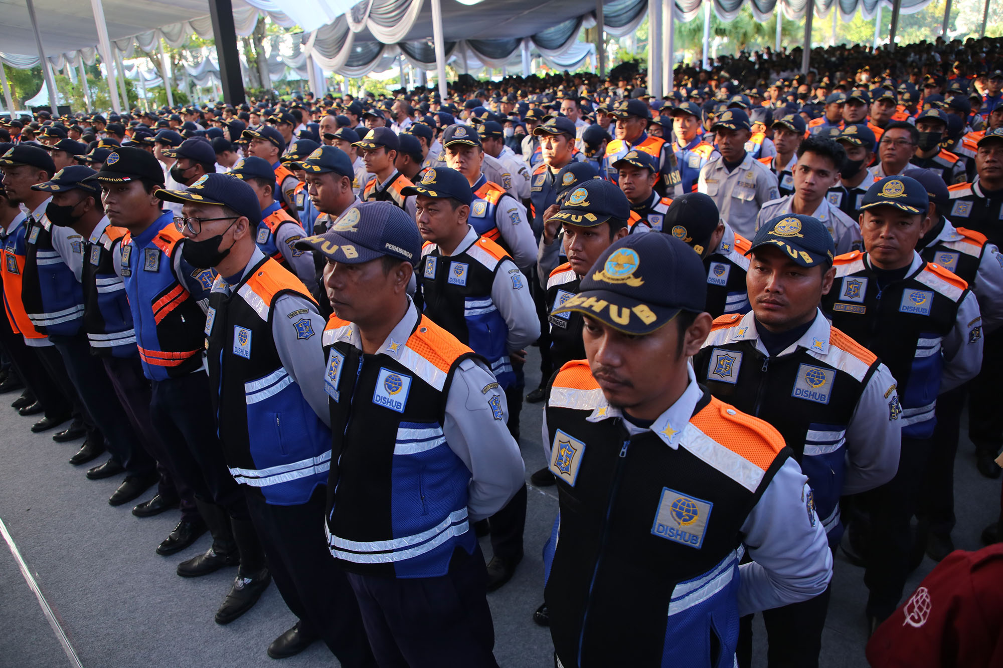 Jumlah Pemudik ke Surabaya Naik 20 Persen Jelang Nataru, Gereja dan Perbatasan Kota Dijaga Ketat