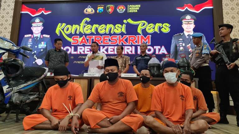 Sebulan Polres Kediri Kota Ungkap 8 Kasus