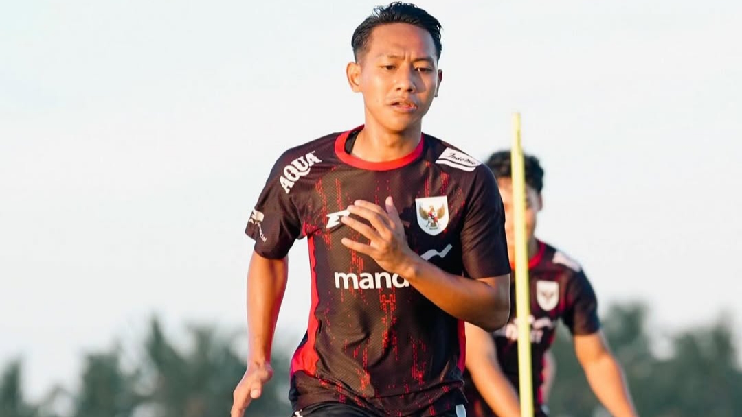 Pembuktian Beckham Putra: Gabung Belakangan, Langsung Masuk Line Up Lawan Cina