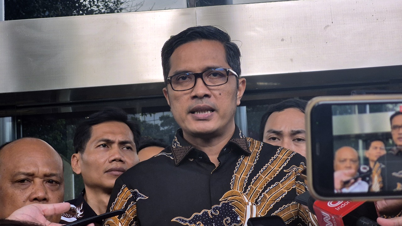 WNA Bisa Jadi Direksi, BP BUMN Diminta Transparan