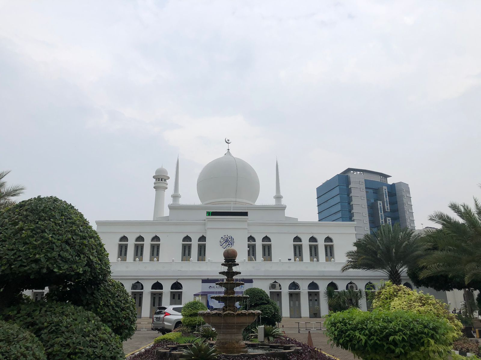Masjid Agung Al Azhar Bakal Sembelih 38 Hewan Kurban, Termasuk Milik Gibran Rakabuming