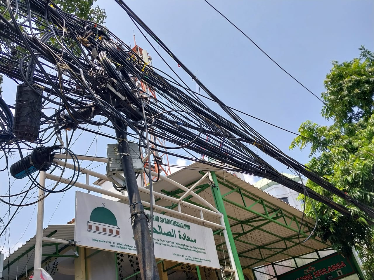 Dinas Bina Marga Targetkan Kabel Semrawut di Jakarta Selesai 2 Minggu