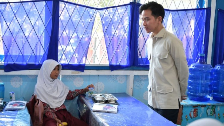 Istana Klarifikasi Soal Akun Wapres Gibran Follow Akun Judi Online