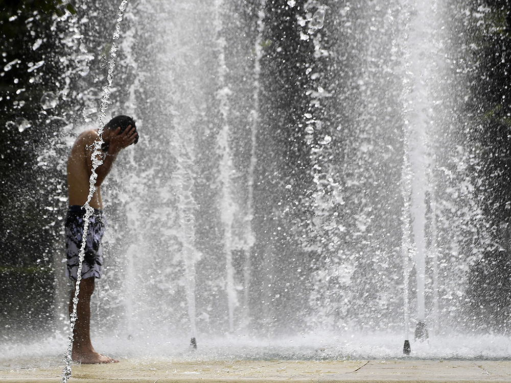 Rekor Suhu Panas, Warga Amerika-Eropa-Tiongkok seperti Terpanggang