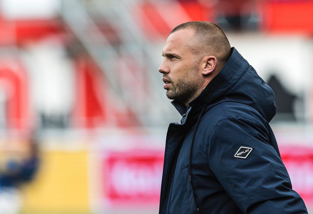 John Heitinga Tolak Pinangan Latih Timnas Indonesia Usai Dihubungi PSSI, Van Bronckhorst Jadi Kandidat Terkuat