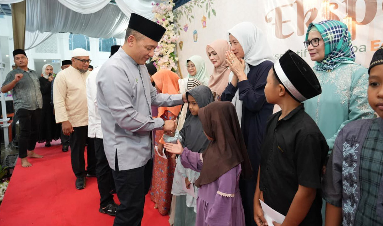 TJSL PTPN IV Sentuh 1.000 Lebih Penerima Santunan Yatim-Dhuafa dan Renovasi 16 Masjid-Mushola