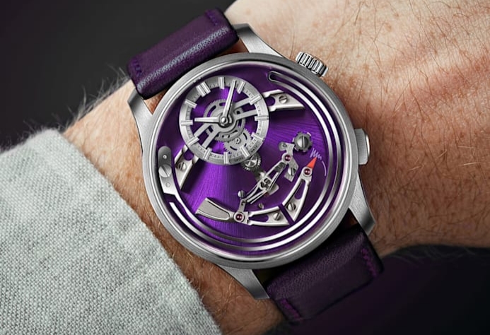 Deretan Jam Komplikasi Paling Menonjol 2025