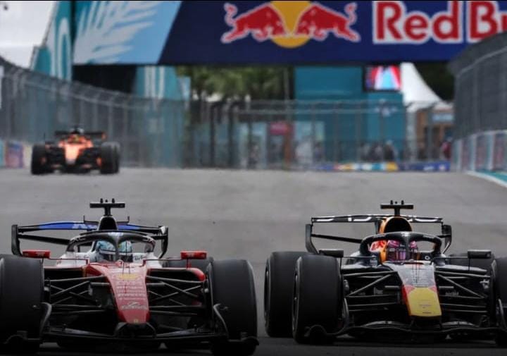 FIA Selidiki Sayap 'Macarena' Red Bull Usai Kecelakaan Max Verstappen di GP Inggris