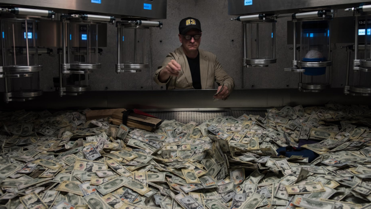 Jadwal Bioskop Trans TV Hari Ini 17 April 2026 Lengkap Sinopsis, Banjir Aksi Logan Lucky hingga Primal