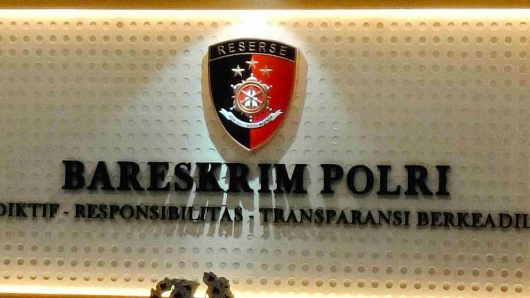OC Kaligis Desak Bareskrim Usut Tambang Nikel Ilegal dan Bela PT Wana Kencana Mineral