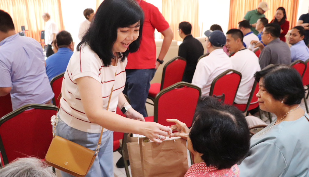 Sepeda Statis hingga Fisioterapi Dukung Lansia Tetap Sehat dan Aktif di Usia Senja