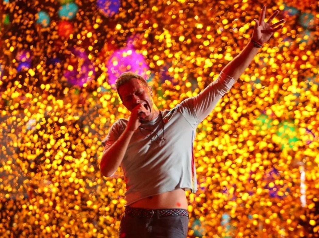 Tutup Konser Coldplay di Jakarta, Chris Martin Janji Bakal Balik Lagi