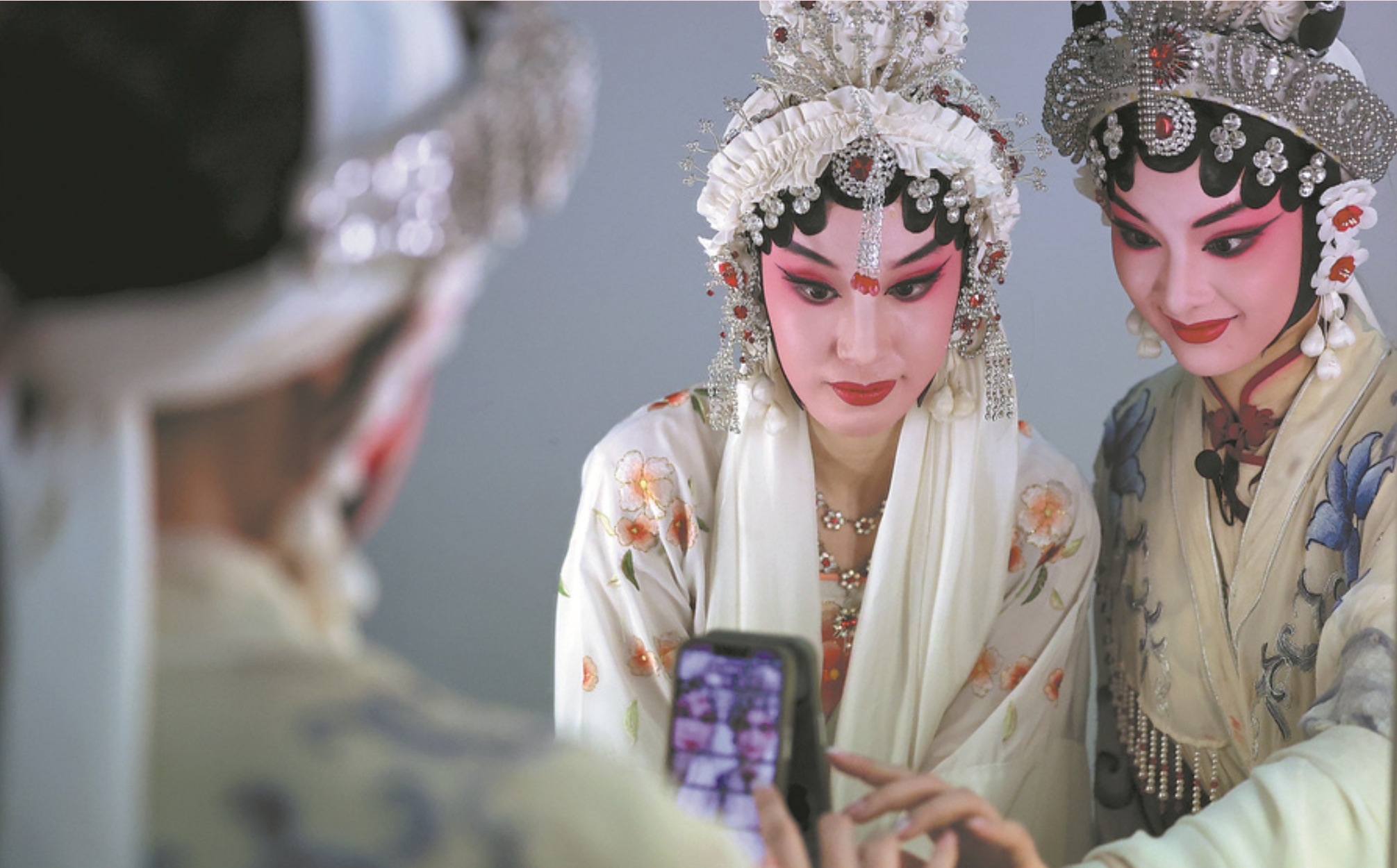 Wuju Opera, Seni Panggung Klasik yang Bangkitkan Tradisi Tiongkok di Kancah Dunia