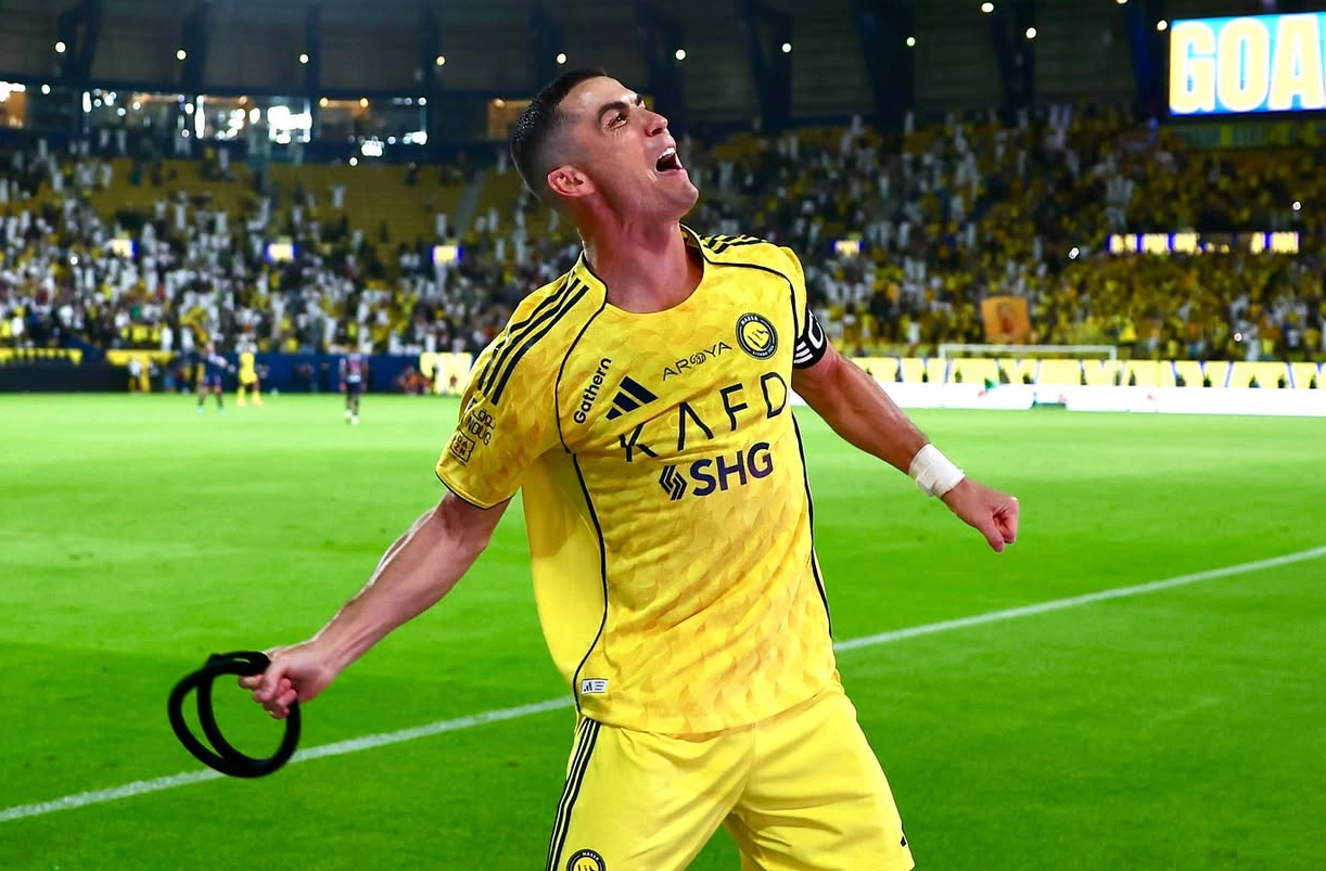 Ketika Cristiano Ronaldo Menolak Tunduk: Respons CR7 atas Klaim Rooney soal Lionel Messi