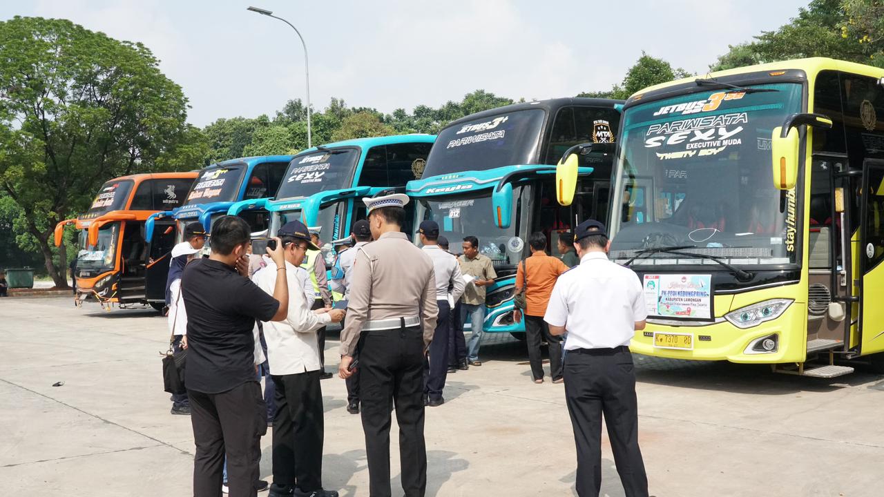 Kemenhub Temukan 37 Bus Tak Laik Jalan di Sepanjang Jalur Wisata Bogor-Jakarta 