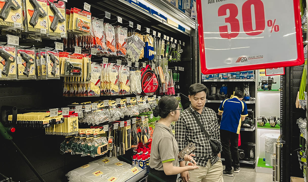 Grand Mitra Hadir di PIK 2,  Supermarket  Bahan Bangunan Modern di Indonesia