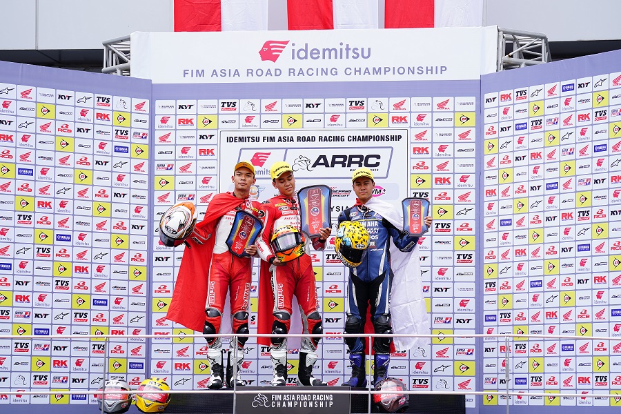 Pembalap AHRT Dominasi Seri 4 ARRC 2022, 'Indonesia Raya' Berkumandang di Malaysia