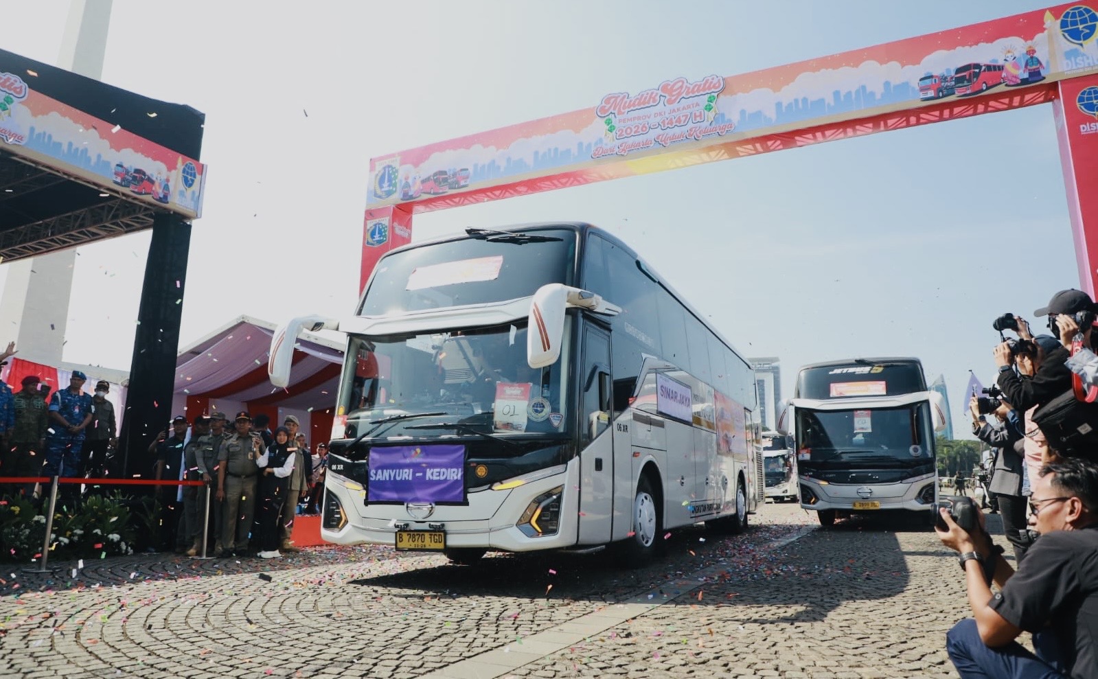 Lepas 34 Ribu Peserta Mudik Gratis di Monas, Pramono: Tujuan 20 Kota/Kabupaten