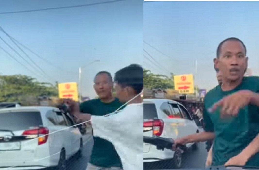 Tak Terima Salip-Salipan di Jalan Raya, Pria Ini Rusak Mobil Lain Pakai Dongkrak