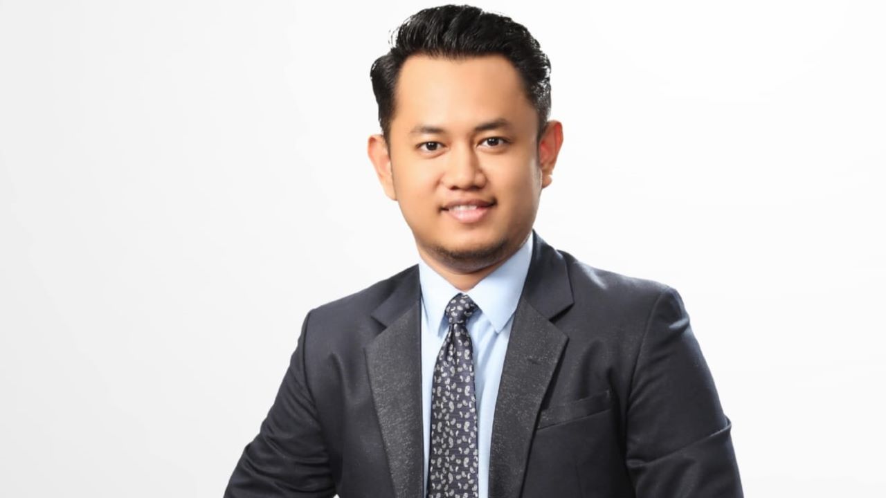 Cheng Yu Pilihan Manajer Thursina Awards and Scholarship Moh. Suhaili: Qian Li Zhi Di, Kui Yu Yi Xue