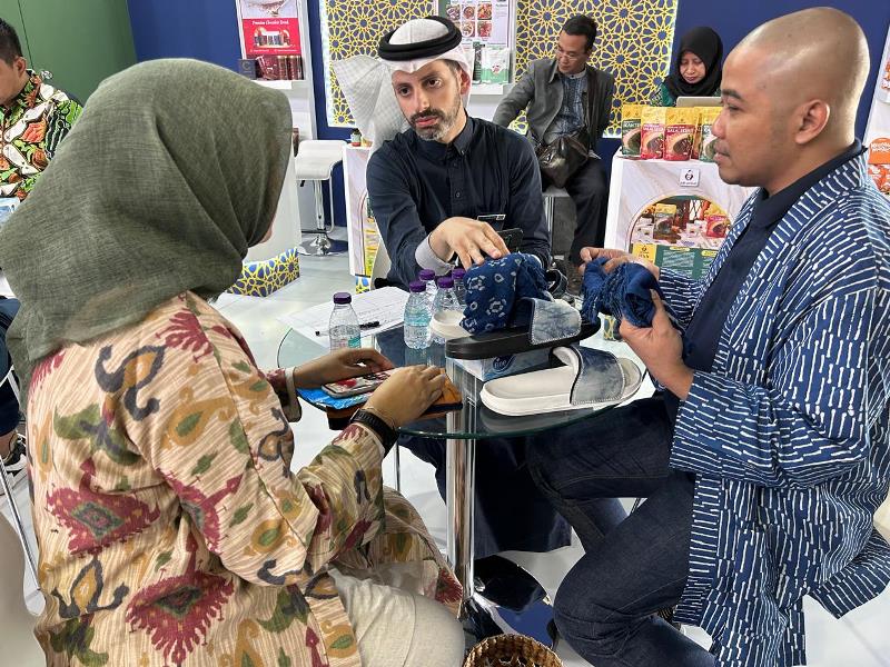 Dampak UMK Academy Pertamina, Batik Lokal 'Apikmen' Go Global