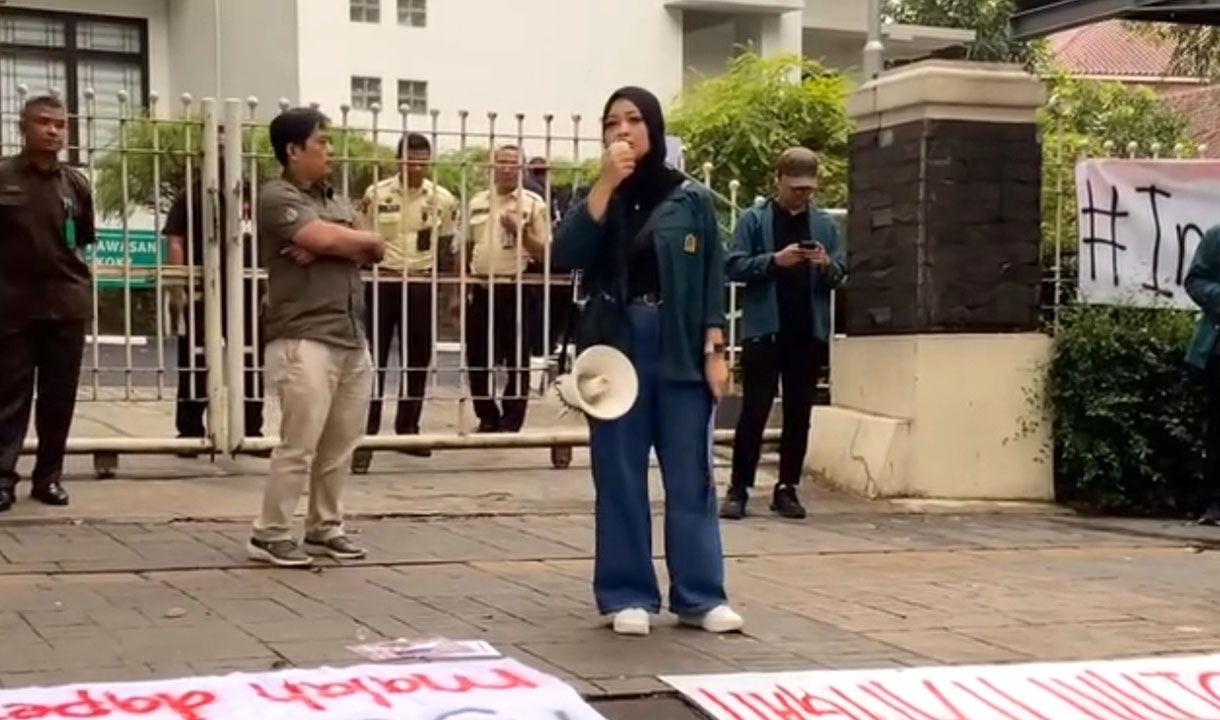 Kebijakan Wajib Kerja Paruh Waktu Tanpa Imbalan Bagi Mahasiswa ITB Penerima Beasiswa Dicabut! 