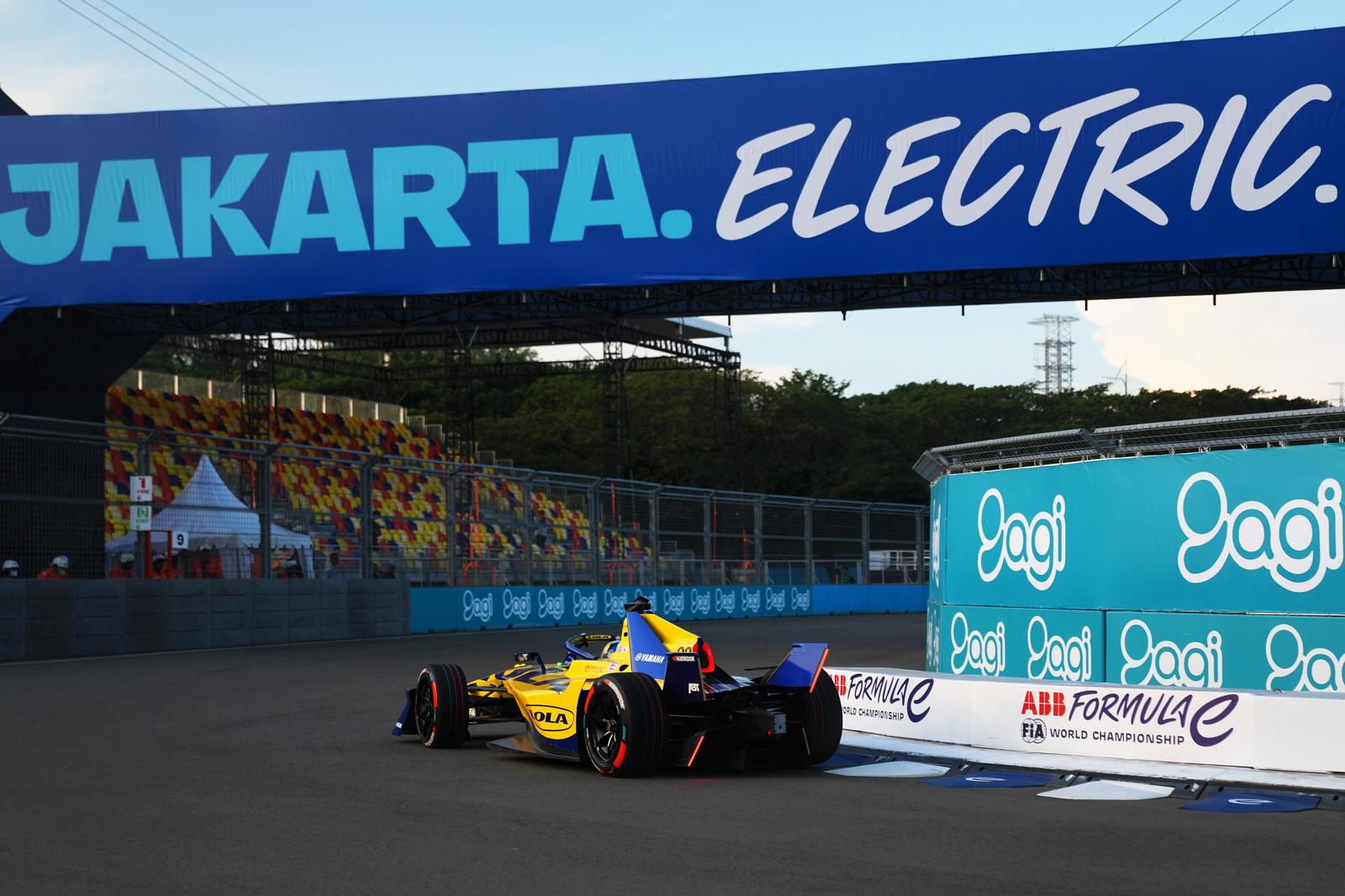 Tampil di Jakarta E-Prix 2025, Yamaha Jadi Technical Partner Pengembangan Powertrain Mobil Balap Listrik