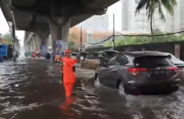 BPBD DKI Catat 17 RT Serta 16 Ruas Jalan di Sejumlah Wilayah DKI Jakarta Terendam Banjir 