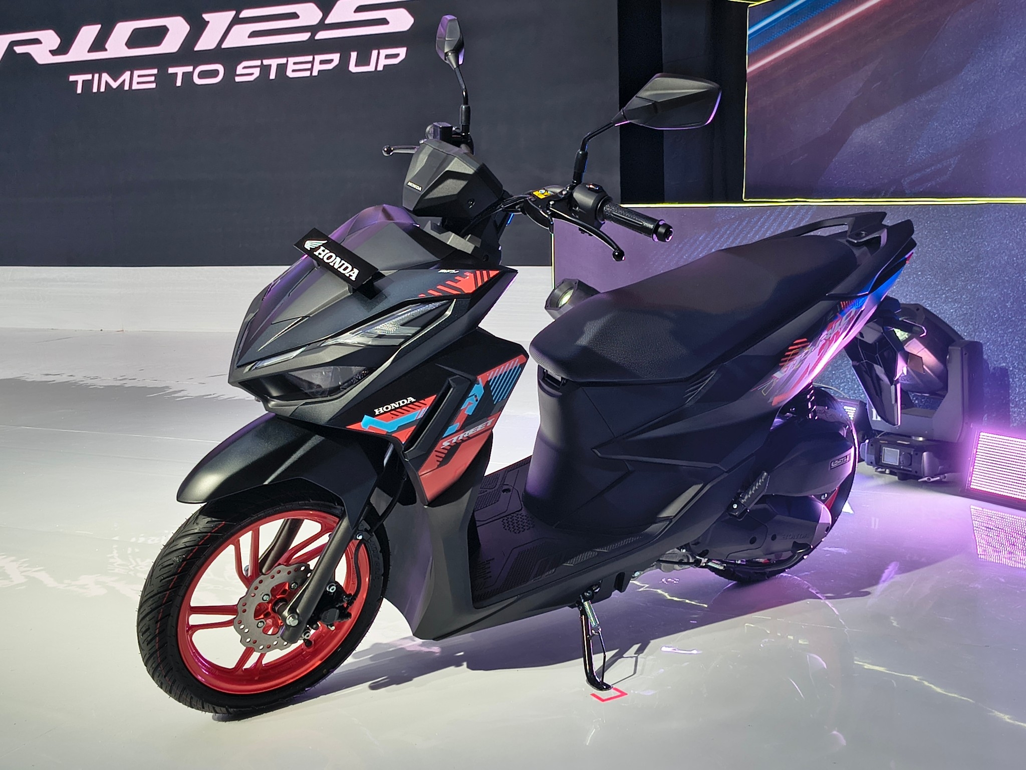 Spesifikasi dan Fitur All New Honda Vario 125 Street: Frame Baru Mesin Lebih Ringan!