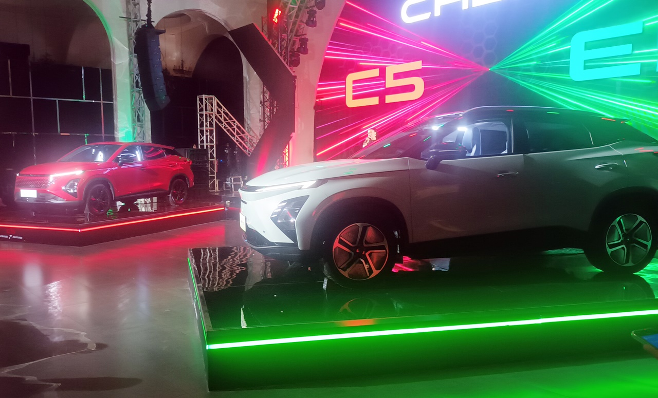Chery Resmi Luncurkan C5 dan E5 Terbaru, Harga Mulai Rp319 Juta!