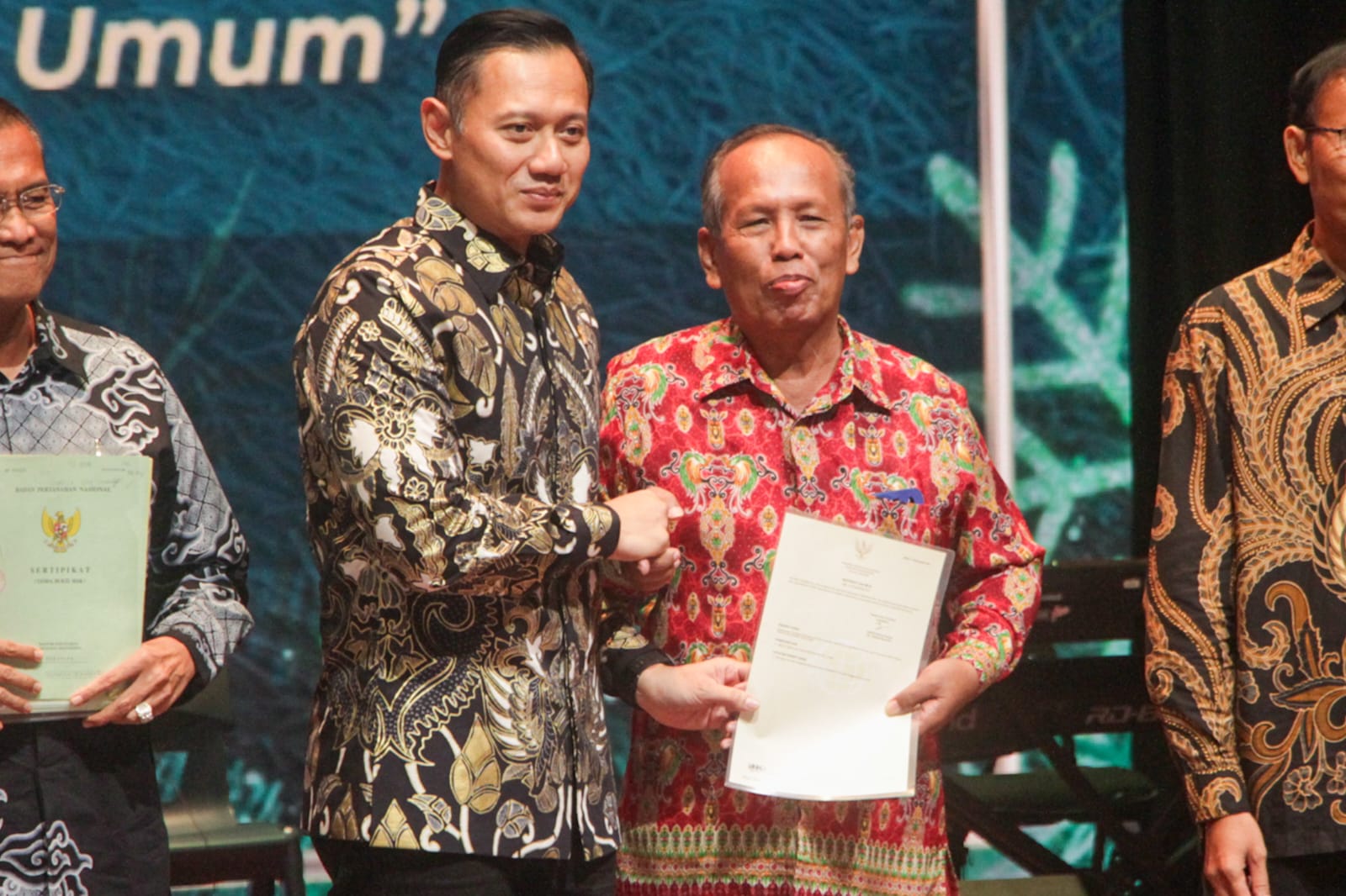 Menteri ATR/BPN AHY: Sertifikat Tanah Rumah Ibadah Berikan Rasa Aman dan Nyaman Bagi Jamaah