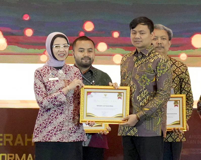 BGN Raih Anugerah Keterbukaan Informasi Publik 2025