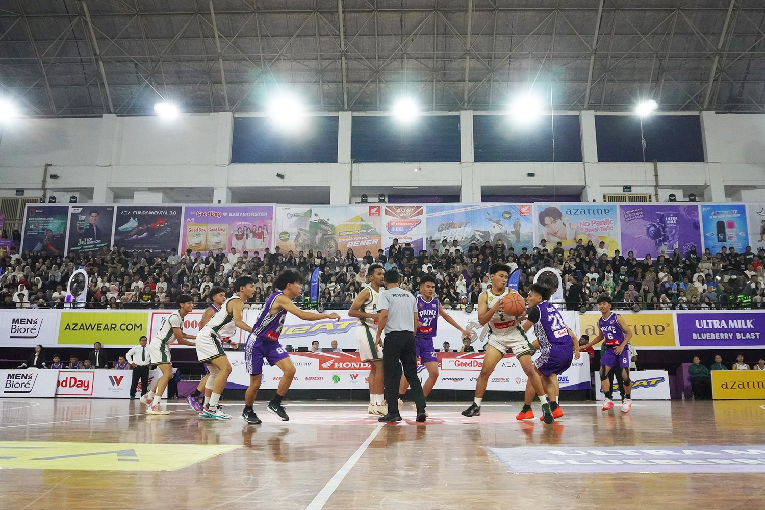 GOR Ciracas Jadi Saksi, Al-Maruf Borong Juara Putra-Putri Honda DBL Jakarta East 2025