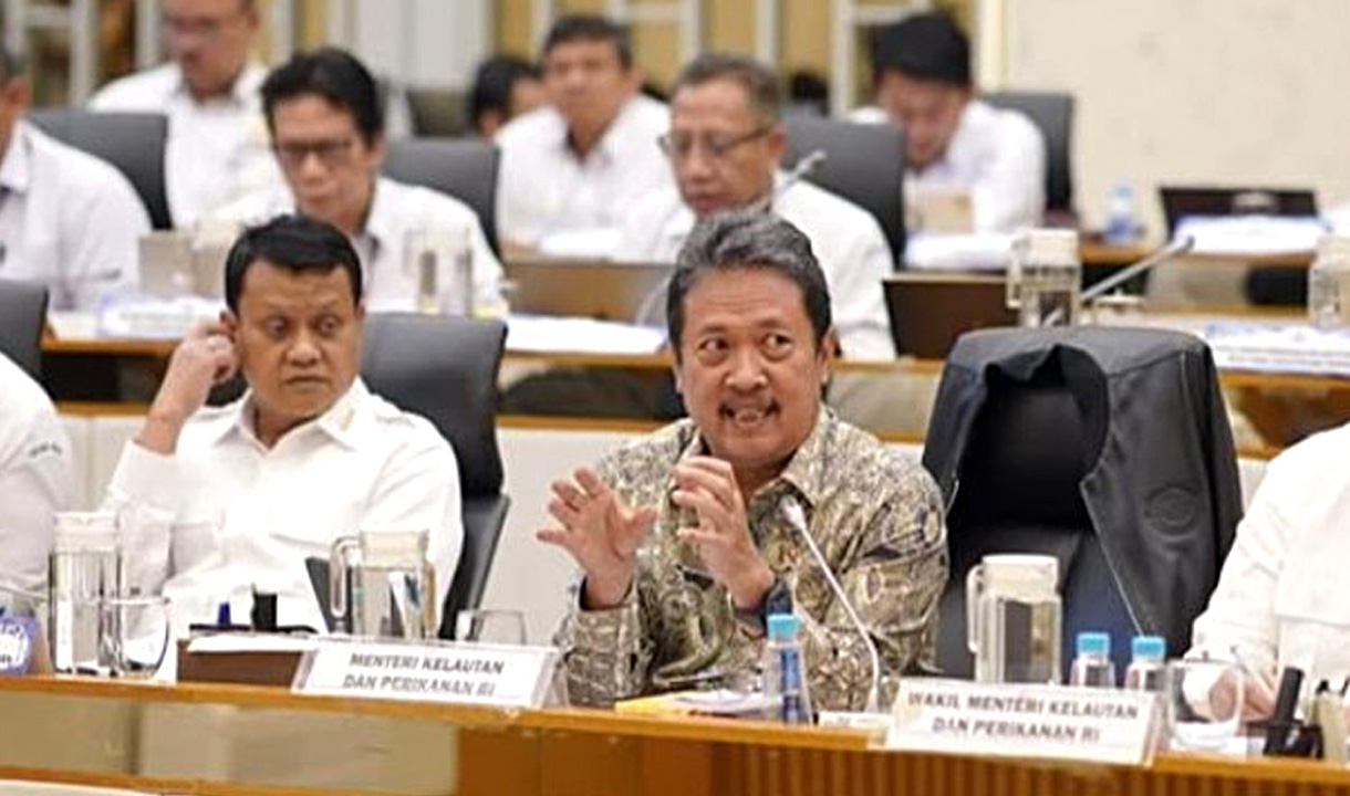 Kebohongan Menteri KKP Dibongkar Khozinuddin: Kita Dibikin Bodoh