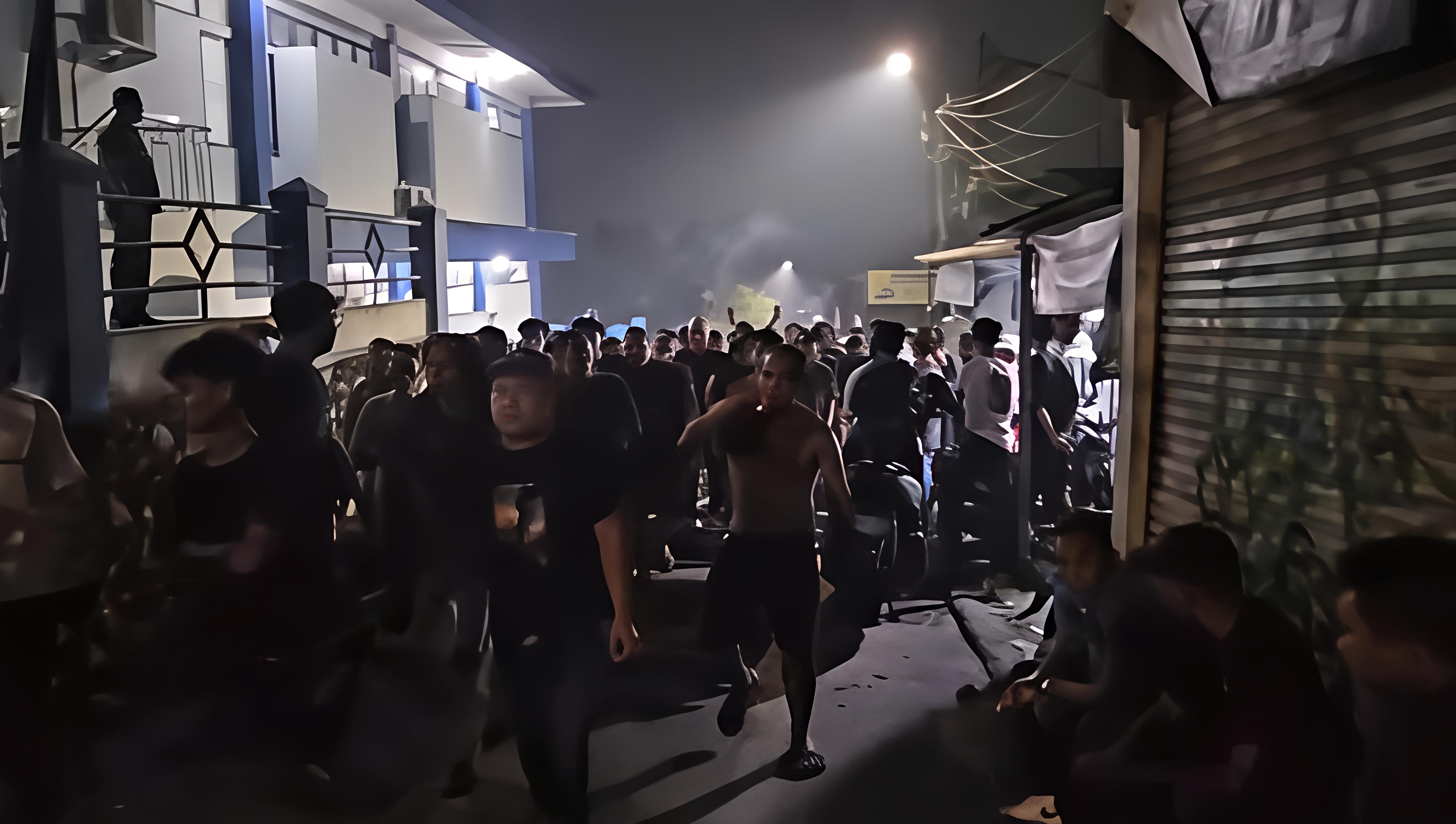 TPA Cipeucang Dibuka Lagi, Warga Menolak dan Minta Ditutup Permanen: Bau Menyengat dan Terancam Banjir