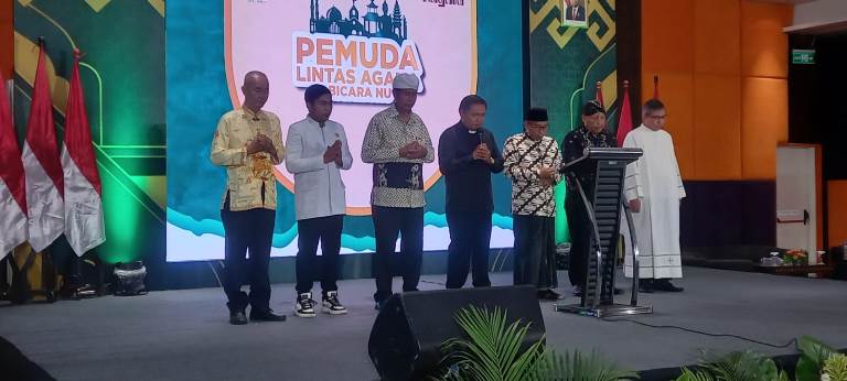 Pemuda Lintas Agama Berdoa untuk NU