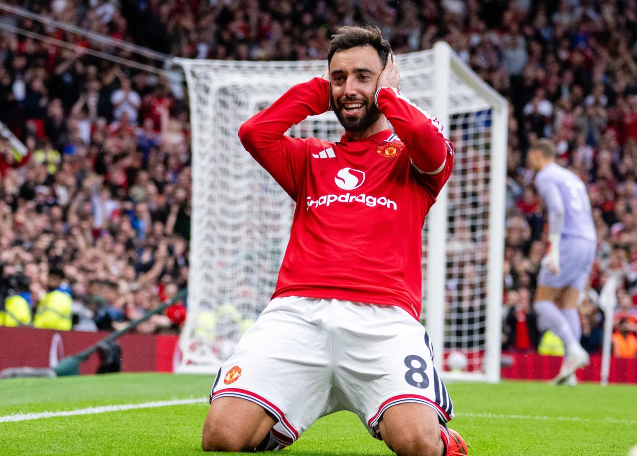 Man United Libas Ipswich 5-2, Bruno Bungkam Kritik dengan Hat-trick