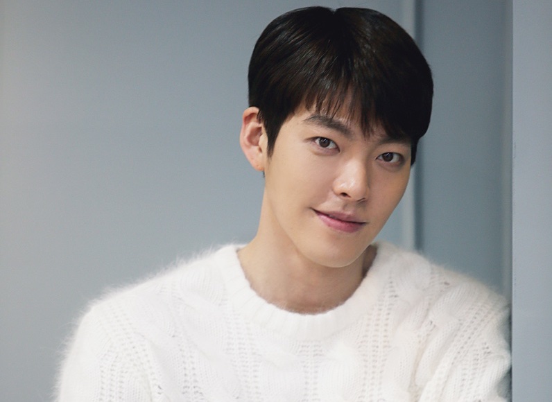 Kim Woo-bin Senang Filmnya Ditonton Kekasih