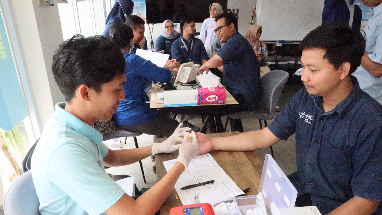 Klinik Pertamina IHC Gelar Donor Darah dan Health Talk, Meriahkan Bulan K3 Nasional 2025