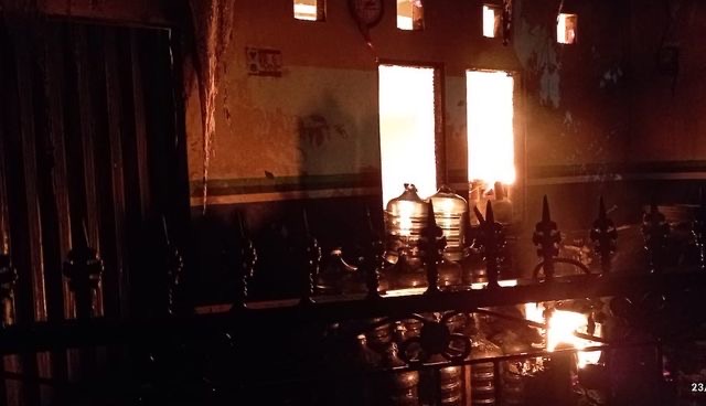 Akibat Kebocoran Gas Elpiji, Sebuah Warung Agen di Jakarta Timur Ludes Terbakar, Pemilik Terluka
