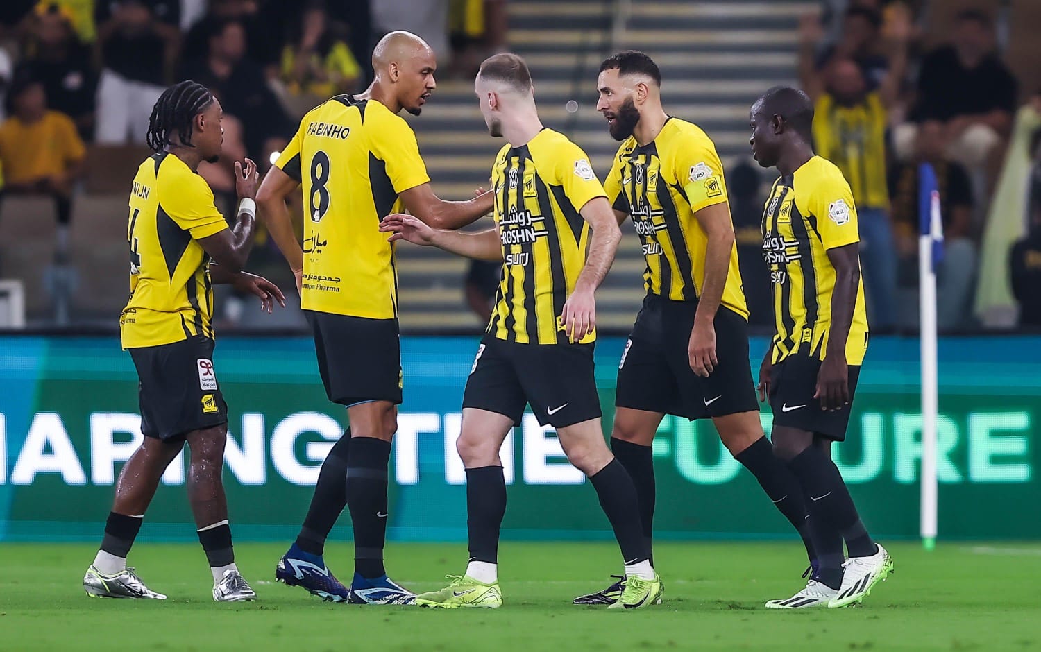 Al Ittihad Benamkan Al Raed 4-1, Benzema Cs Dekati Puncak Klasemen