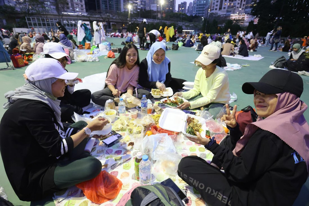 Ramadan-Lebaran ala Pekerja Migran Indonesia di Hong Kong; Sulit Libur, Berhari Raya dengan Bukber