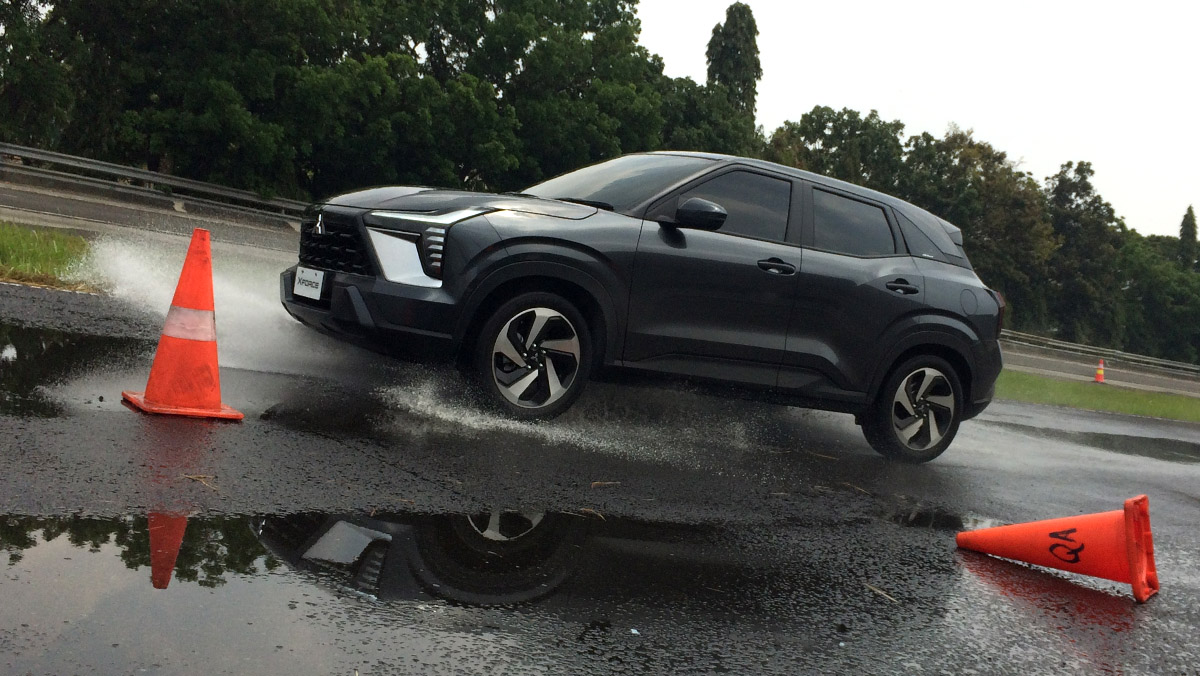 Waktu Tepat Gunakan Drive Mode Wet: Fitur Mitsubishi Xforce yang Cocok Saat Ketika Hujan