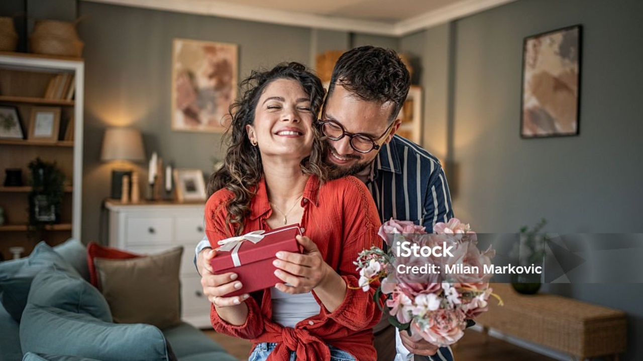 Valentine Day 14 Februari 2026: Ngerayain Cinta atau Ngerayain Validasi?