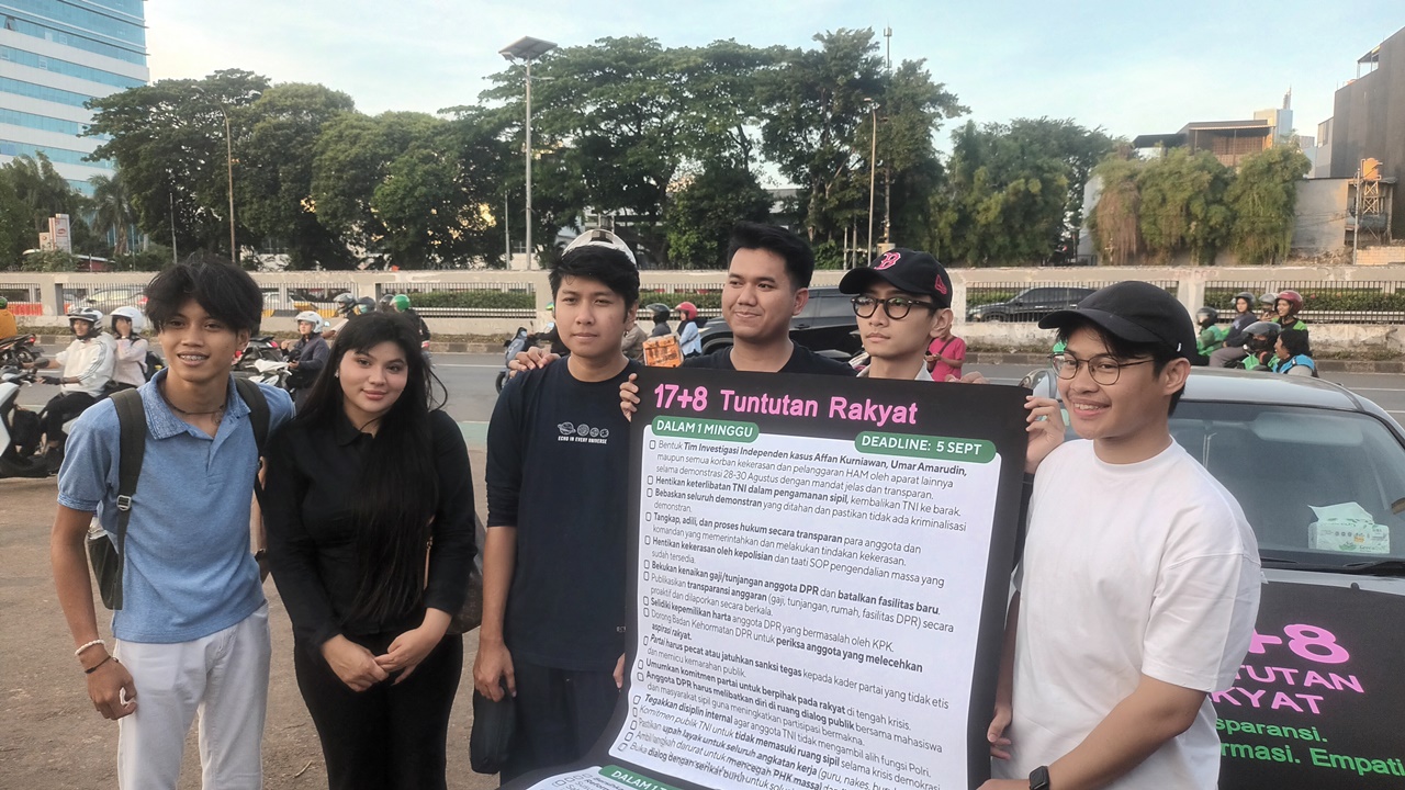 Selebgram Dea Ayu Ikut Aksi Damai, Desak Pembatalan Tunjangan DPR